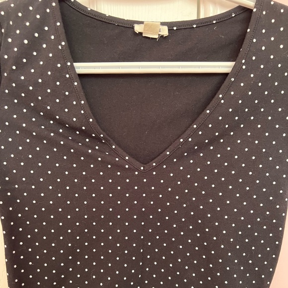 Black and white polka dot vneck crop top nwot - Picture 3 of 3
